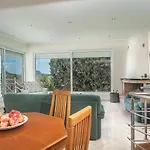 Natura Prive Swimming Pool Villa