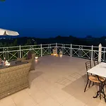 Villa Natura Prive Swimming Pool *