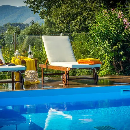 Natura Prive Swimming Pool Βίλα *