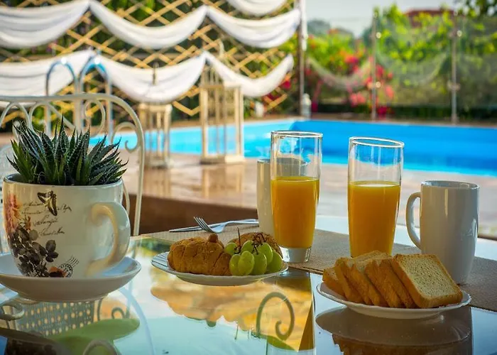 Villa Natura Prive Swimming Pool