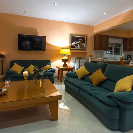 Natura Prive Swimming Pool Vila