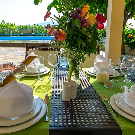 Vila Natura Prive Swimming Pool *