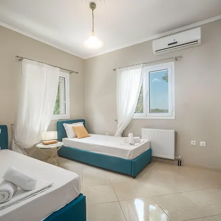 Natura Prive Swimming Pool *