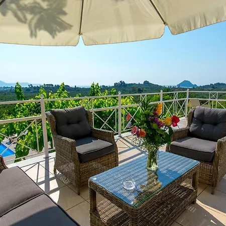 Natura Prive Swimming Pool