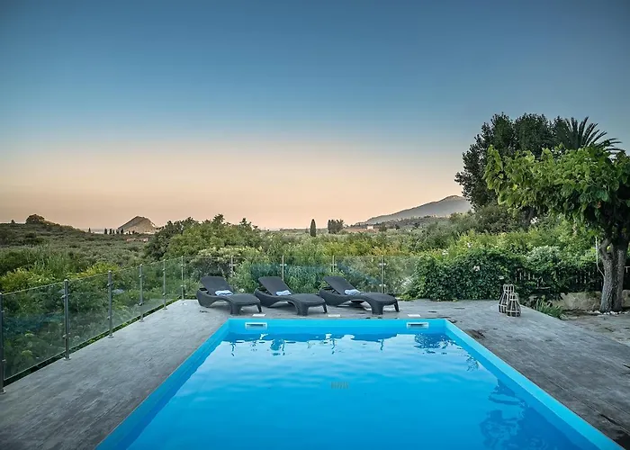 Вилла Natura Prive Swimming Pool