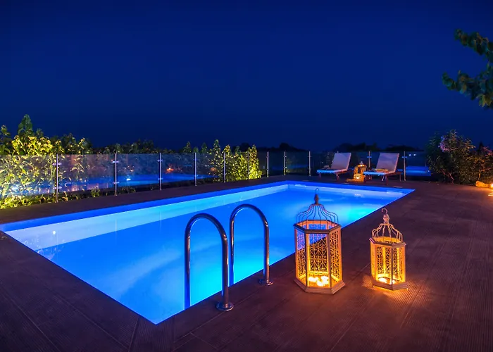 Вилла Natura Prive Swimming Pool Литакия