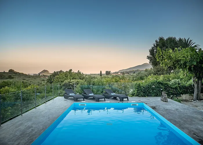 Natura Prive Swimming Pool